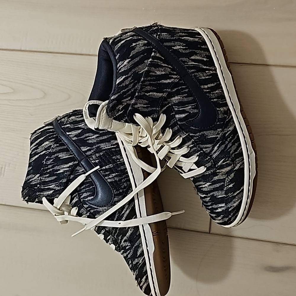 Nike Women's Dunk Sky Hi